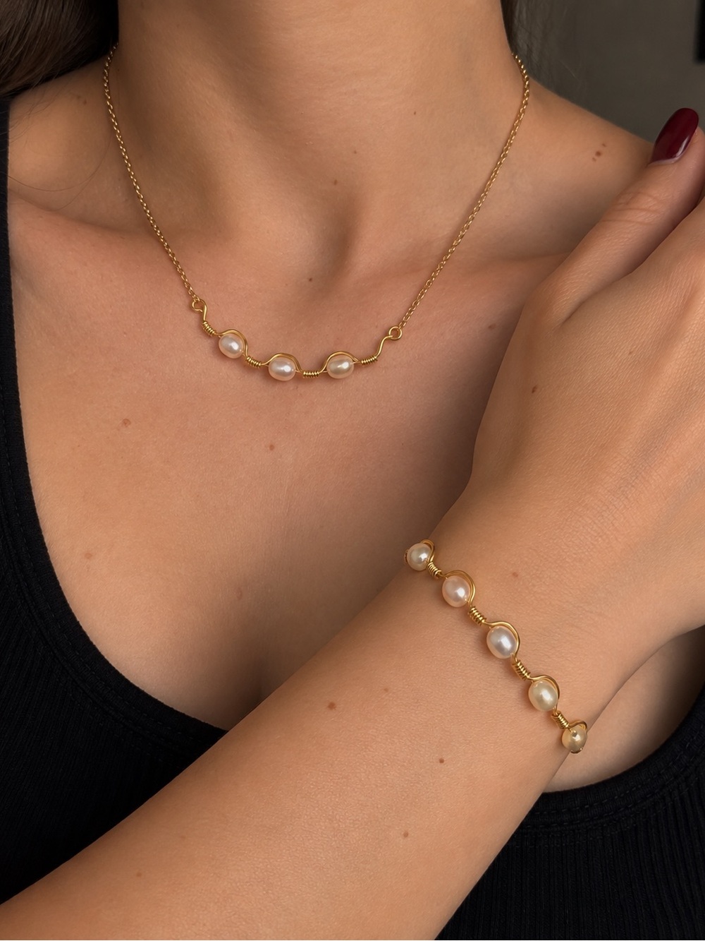 Handmade Freshwater Pearl Necklace & Bracelet Set – 14K Gold Filled